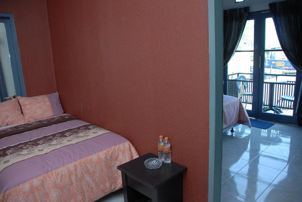 Guest House Salon Fora Gegerkalong Setiabudhi Bandung Exteriér fotografie