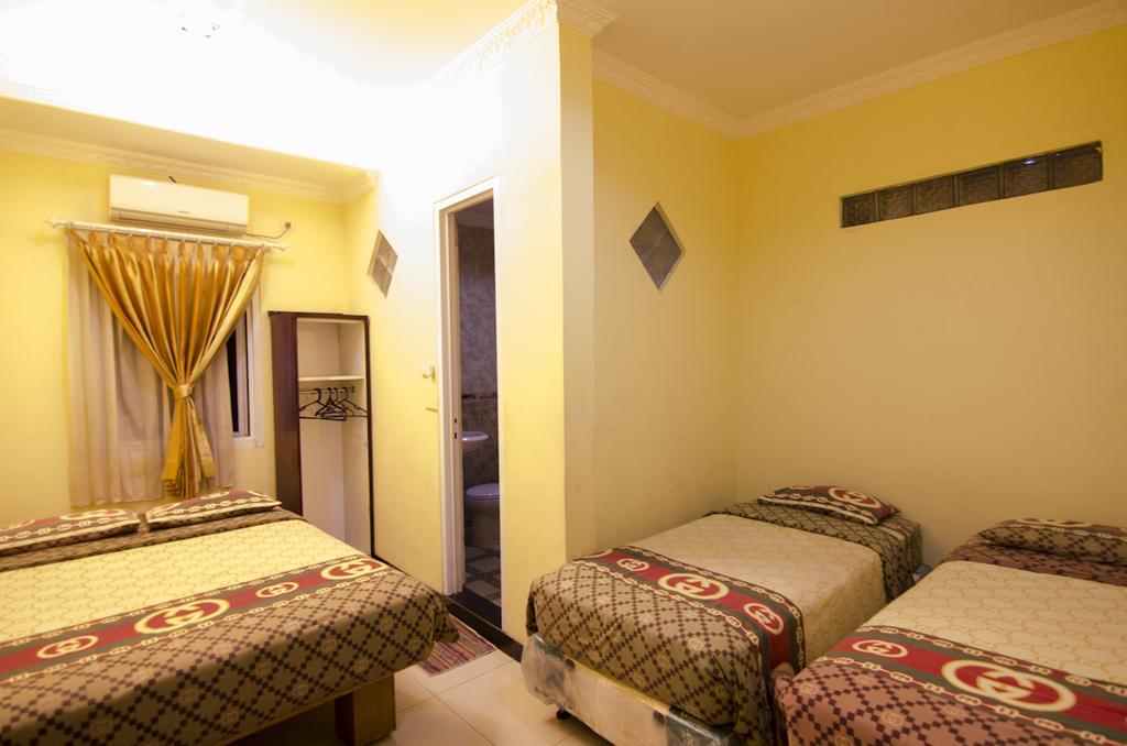 Guest House Salon Fora Gegerkalong Setiabudhi Bandung Exteriér fotografie